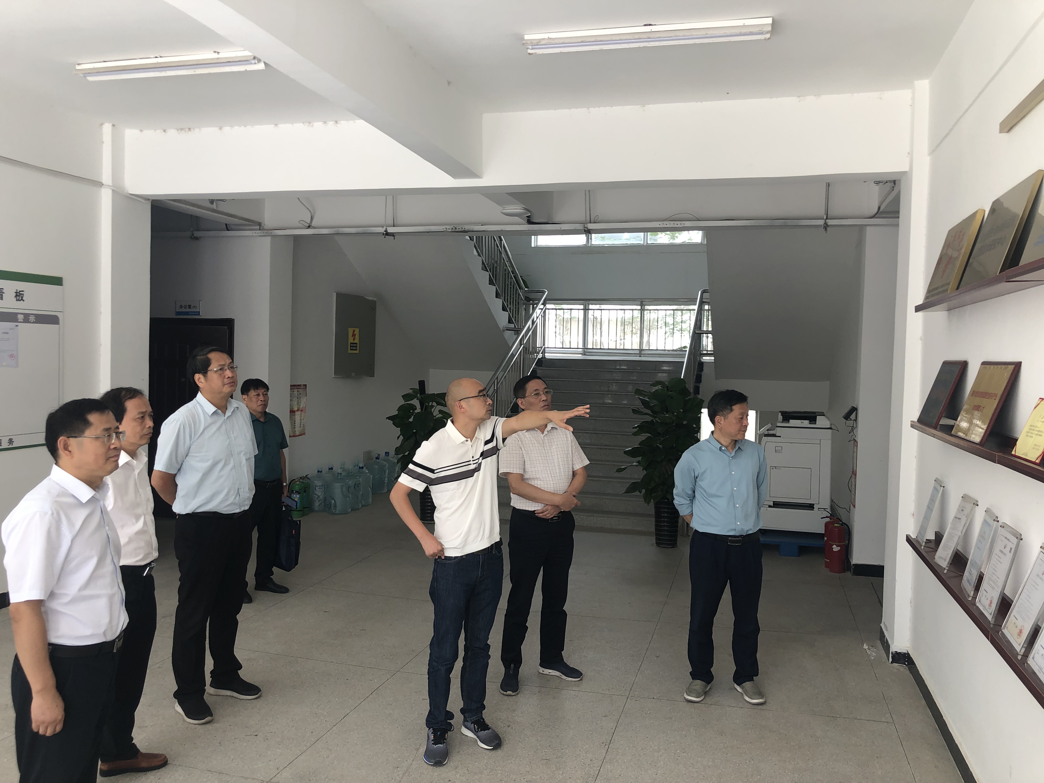 省药监局实地走访AG亚游平台官网
，了解企业落实药品安全责任情况